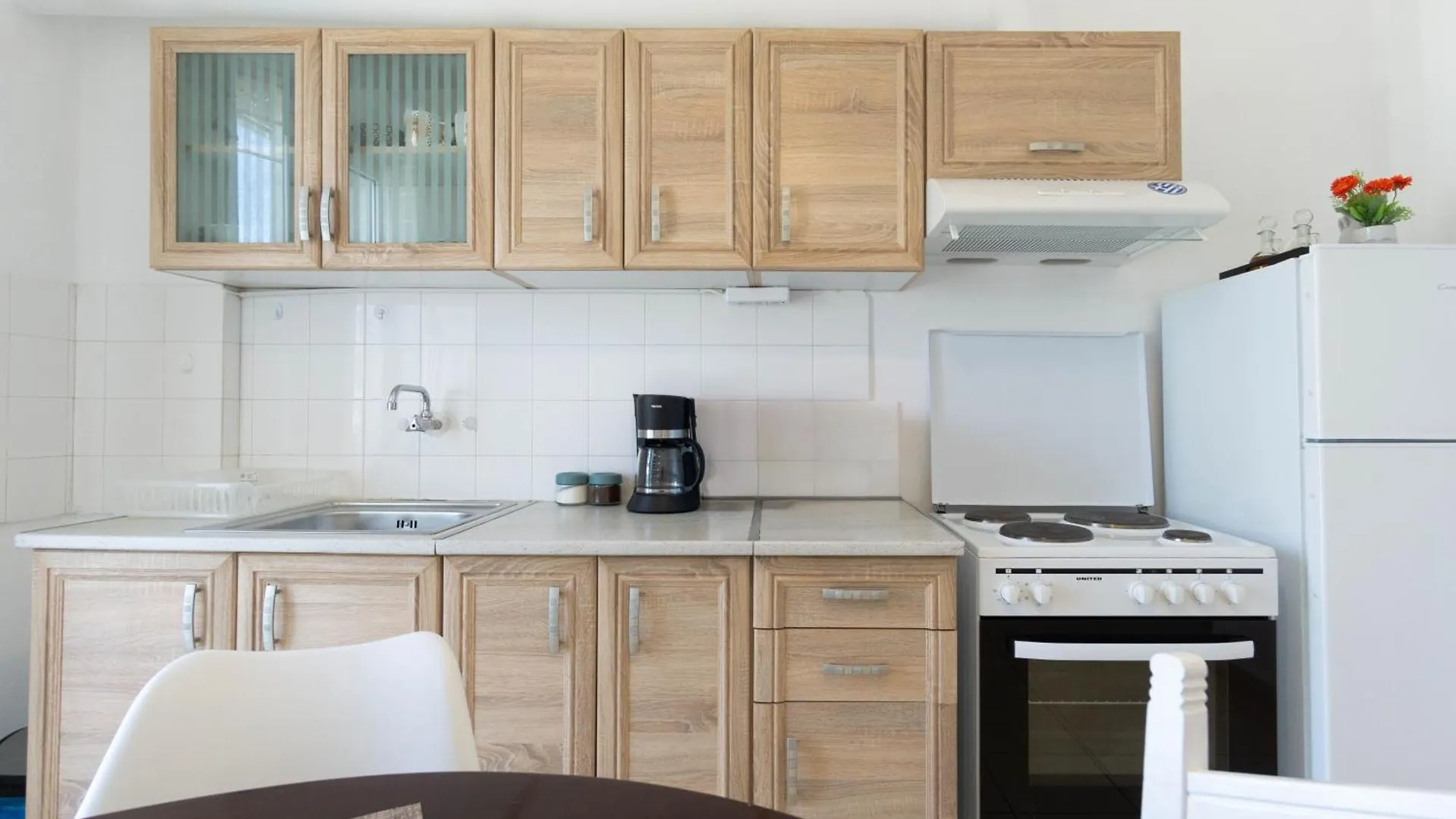 Spacious Seaview Apartment In Heraklion